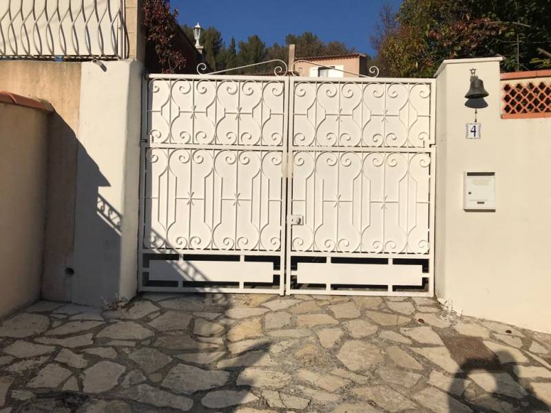 Réparer l'automatisme d'une entrée pour portail à Vitrolles.